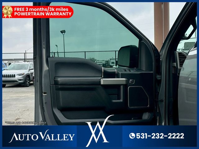 2018 Ford F150 SuperCrew Cab Raptor Pickup 4D 5 1/2 ft - 22988967 - 11