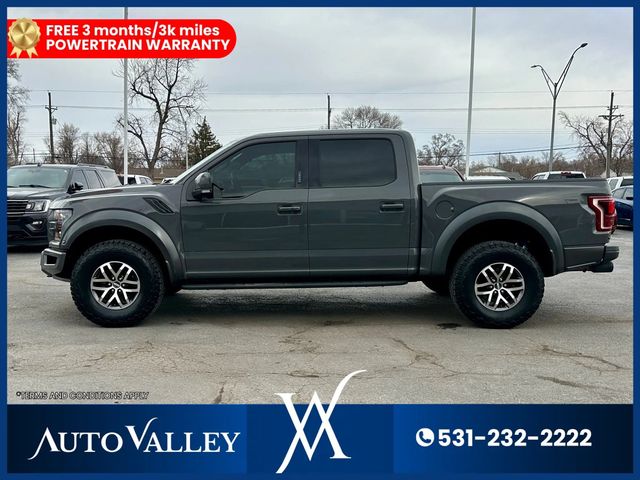 2018 Ford F150 SuperCrew Cab Raptor Pickup 4D 5 1/2 ft - 22988967 - 3