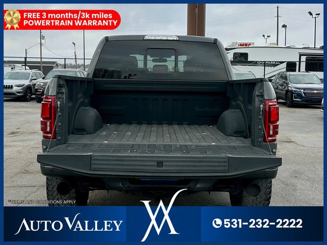 2018 Ford F150 SuperCrew Cab Raptor Pickup 4D 5 1/2 ft - 22988967 - 42