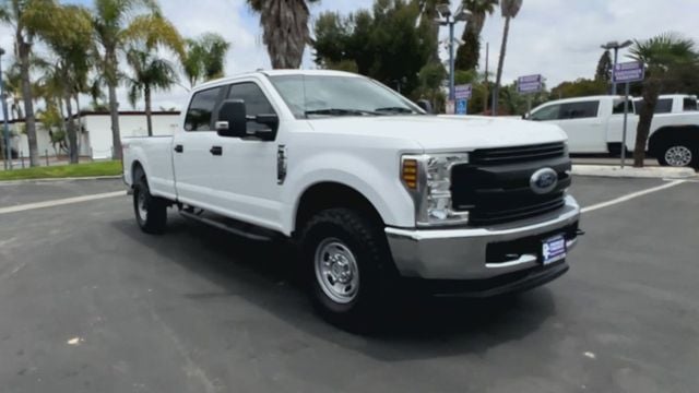 2018 Ford F250 Super Duty Crew Cab XL LONG BED 4X4 6.2L GAS 1OWNER CLEAN - 22474665 - 2