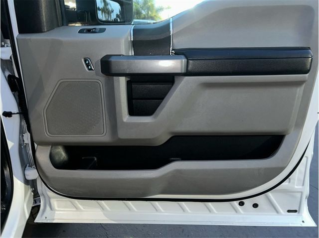 2018 Ford F250 Super Duty Crew Cab XLT LONG BED DIESEL 1 OWNER CLEAN - 22963358 - 18