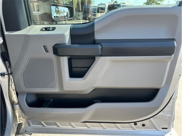 2018 Ford F350 Super Duty Crew Cab XL LONG BED 4X4 DIESEL BACK UP CAM CLEAN - 23071835 - 31