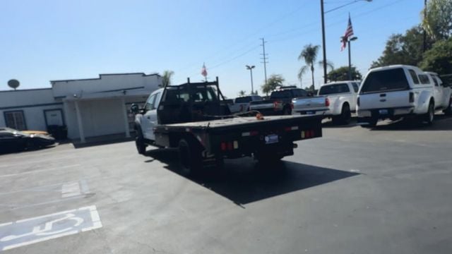 2018 Ford F550 Super Duty Super Cab & Chassis XL 4X4 DIESEL FLAT BED CLEAN - 22572529 - 6