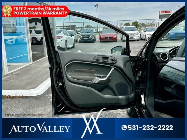 2018 Ford Fiesta SE Hatchback 4D - 22938993 - 10