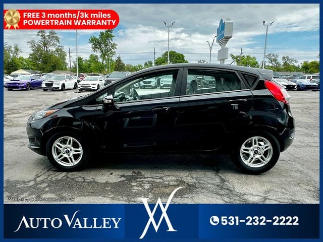 2018 Ford Fiesta SE Hatchback 4D - 22938993 - 3