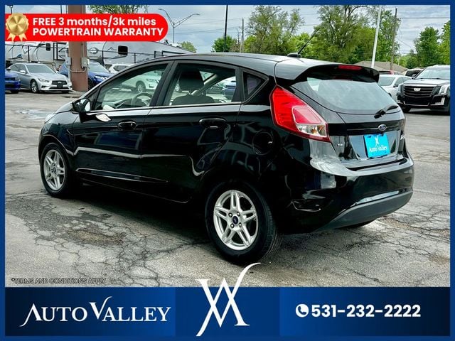 2018 Ford Fiesta SE Hatchback 4D - 22938993 - 4