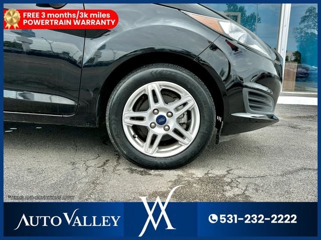 2018 Ford Fiesta SE Hatchback 4D - 22938993 - 8