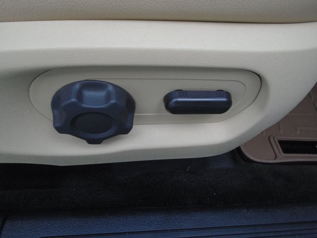 2018 Ford Flex SEL AWD - 22956185 - 29