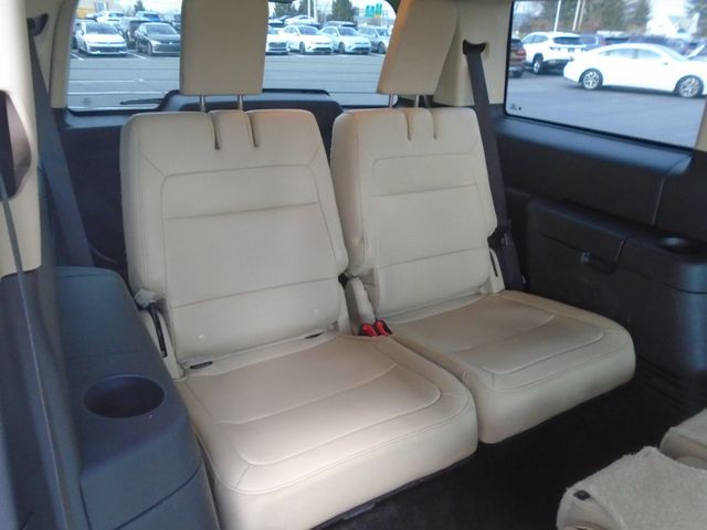 2018 Ford Flex SEL AWD - 22956185 - 37