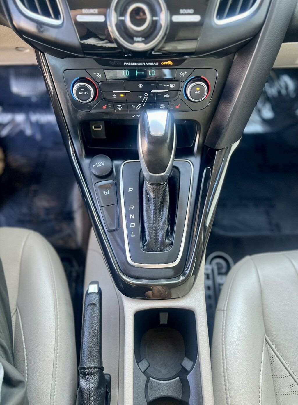 2018 Ford Focus Electric Hatch - 23068703 - 25