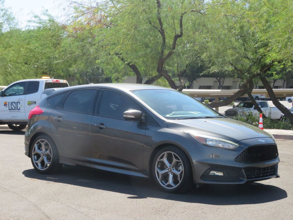 2018 Ford Focus FORD FOCUS ST MANUAL LOW MILES EXTRA  CLEAN 1OWNER  - 22598599 - 3