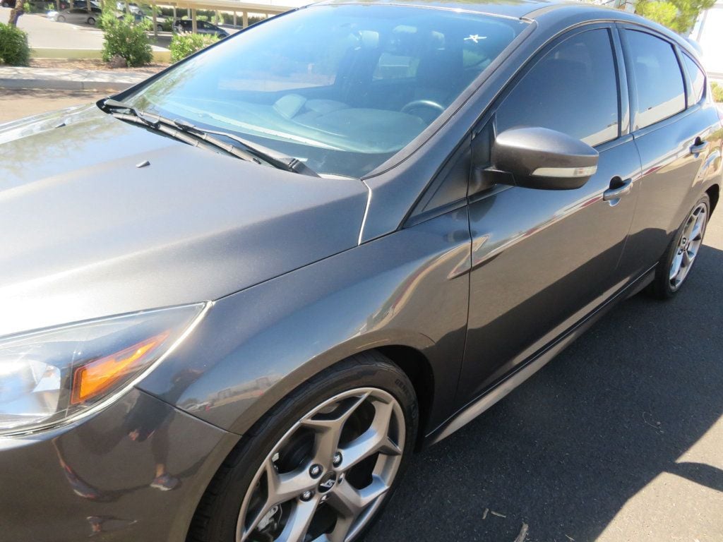 2018 Ford Focus FORD FOCUS ST MANUAL LOW MILES EXTRA  CLEAN 1OWNER  - 22598599 - 7