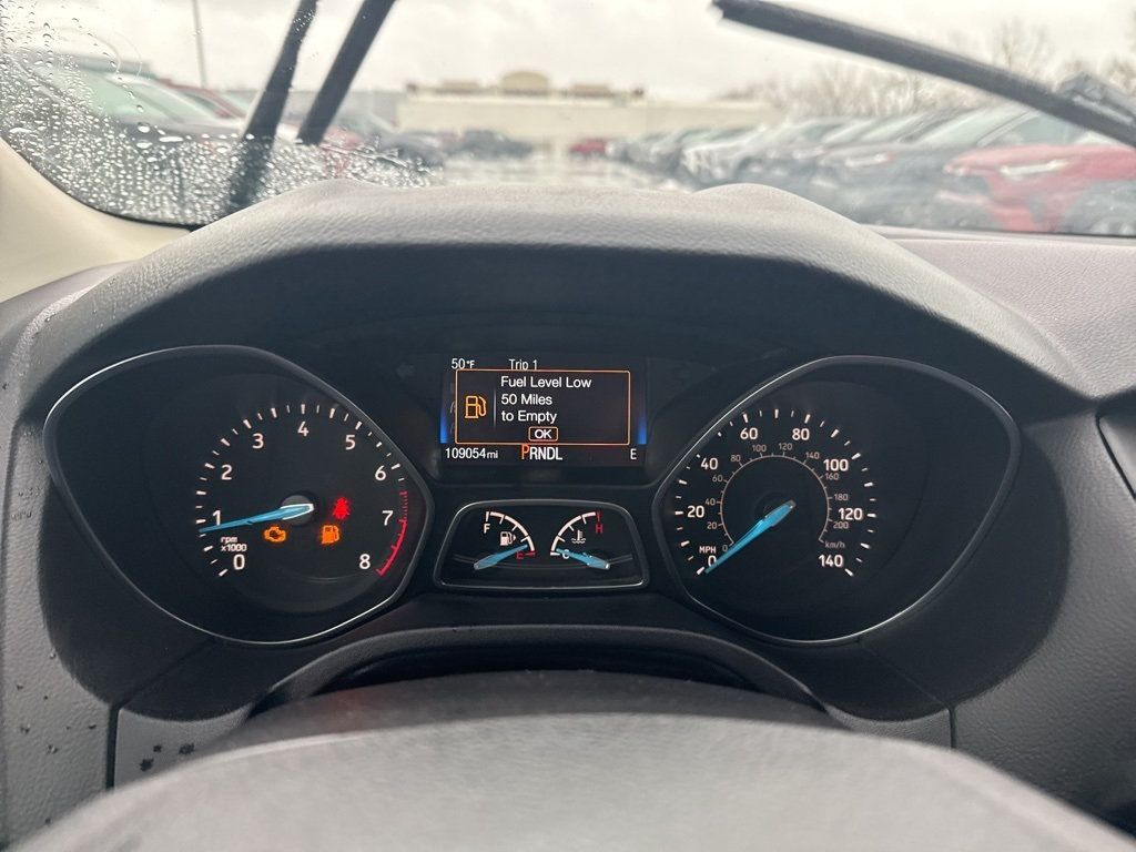 2018 Ford Focus SE Hatch - 22961624 - 8