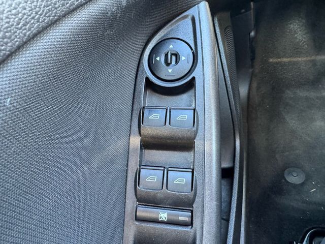 2018 Ford Focus SEL - 23088372 - 15