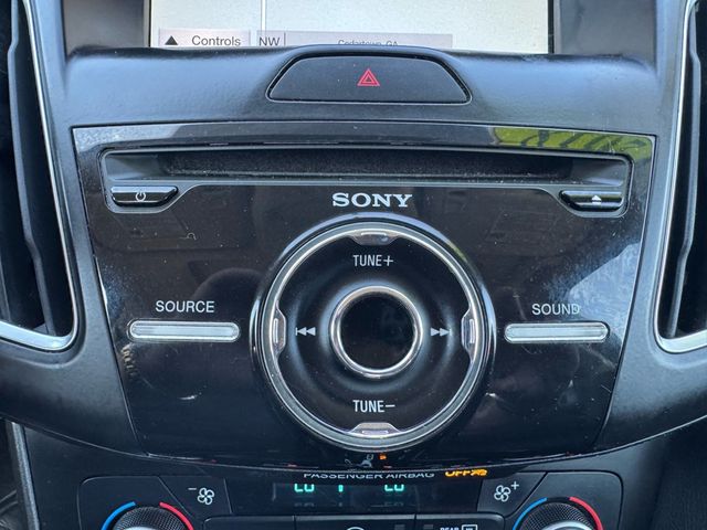 2018 Ford Focus SEL - 23088372 - 21