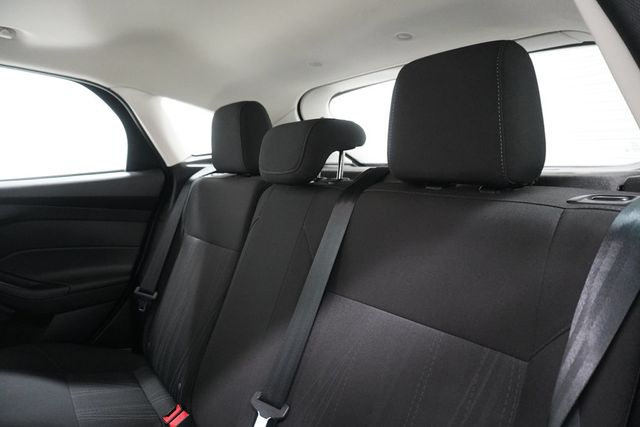 2018 Ford Focus SEL Hatch - 23006074 - 12