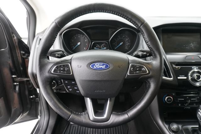 2018 Ford Focus SEL Hatch - 23006074 - 14