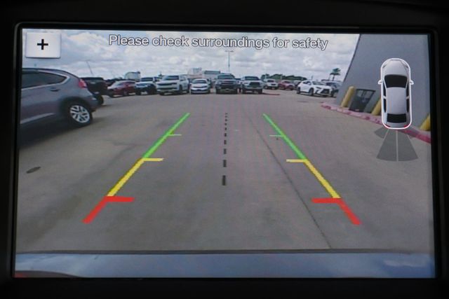 2018 Ford Focus SEL Hatch - 23006074 - 17