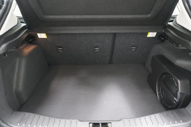 2018 Ford Focus SEL Hatch - 23006074 - 26