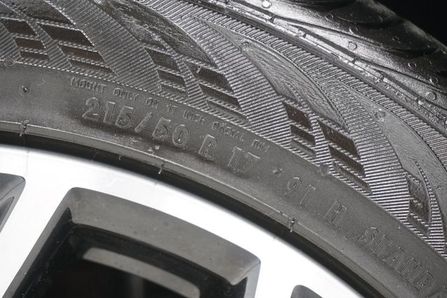 2018 Ford Focus SEL Hatch - 23006074 - 28