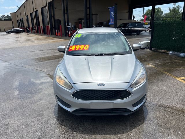 2018 Ford Focus SE Sedan - 23044254 - 1