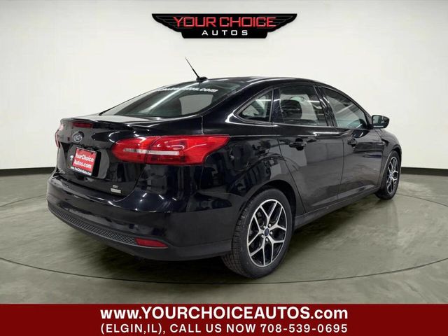 2018 Ford Focus SE Sedan - 22964799 - 4