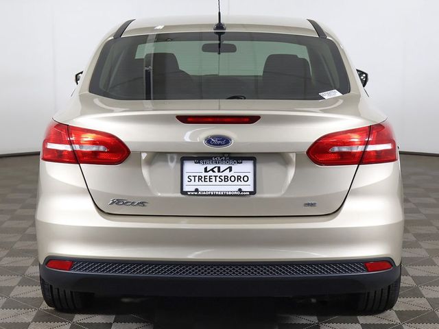 2018 Ford Focus SE Sedan - 23072505 - 9