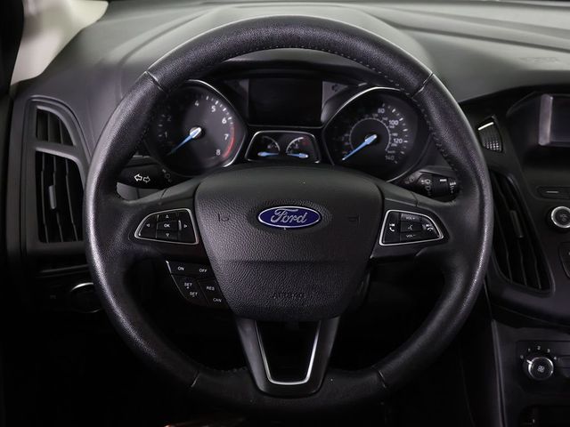 2018 Ford Focus SE Sedan - 23072505 - 33