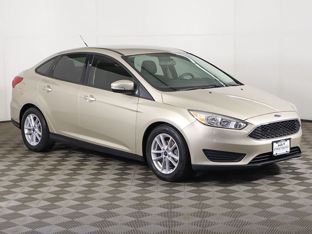 2018 Ford Focus SE Sedan - 23072505 - 46