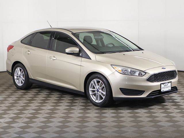 2018 Ford Focus SE Sedan - 23092752 - 46