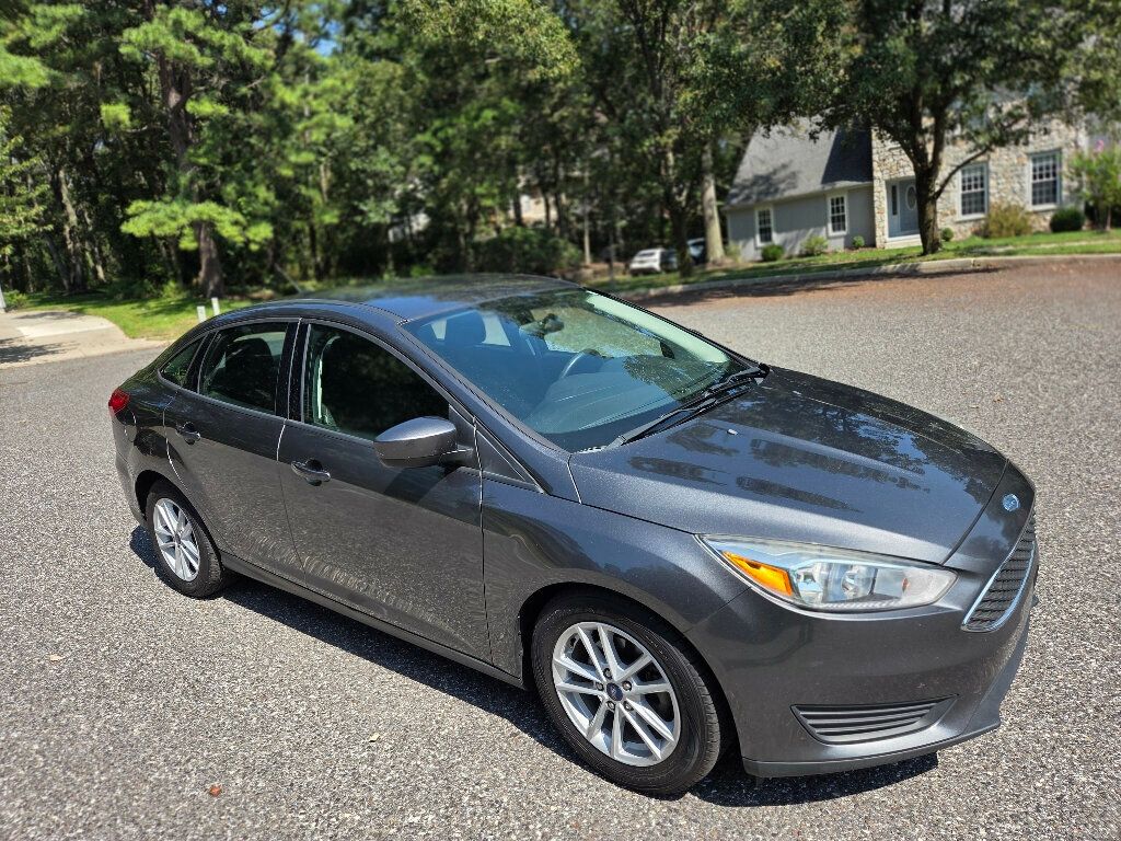 2018 Ford Focus Sedan photo 7