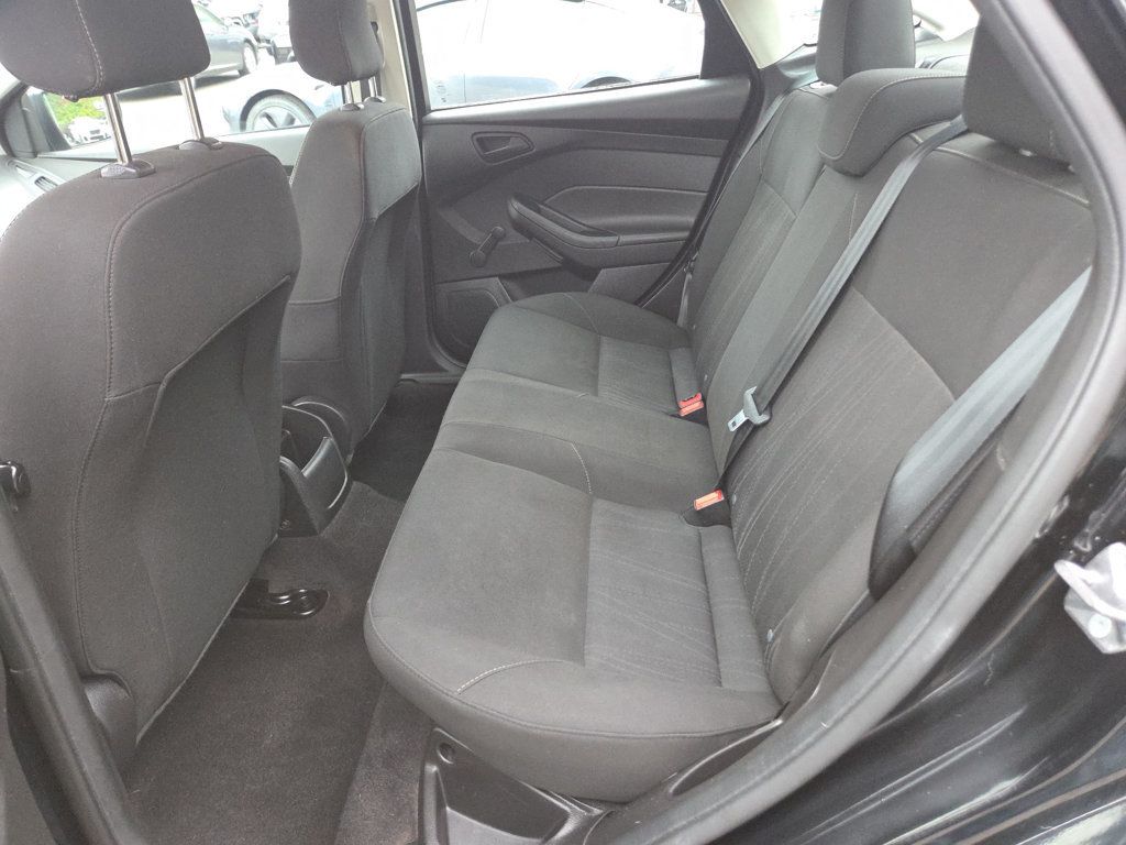 Ford Focus photo 10