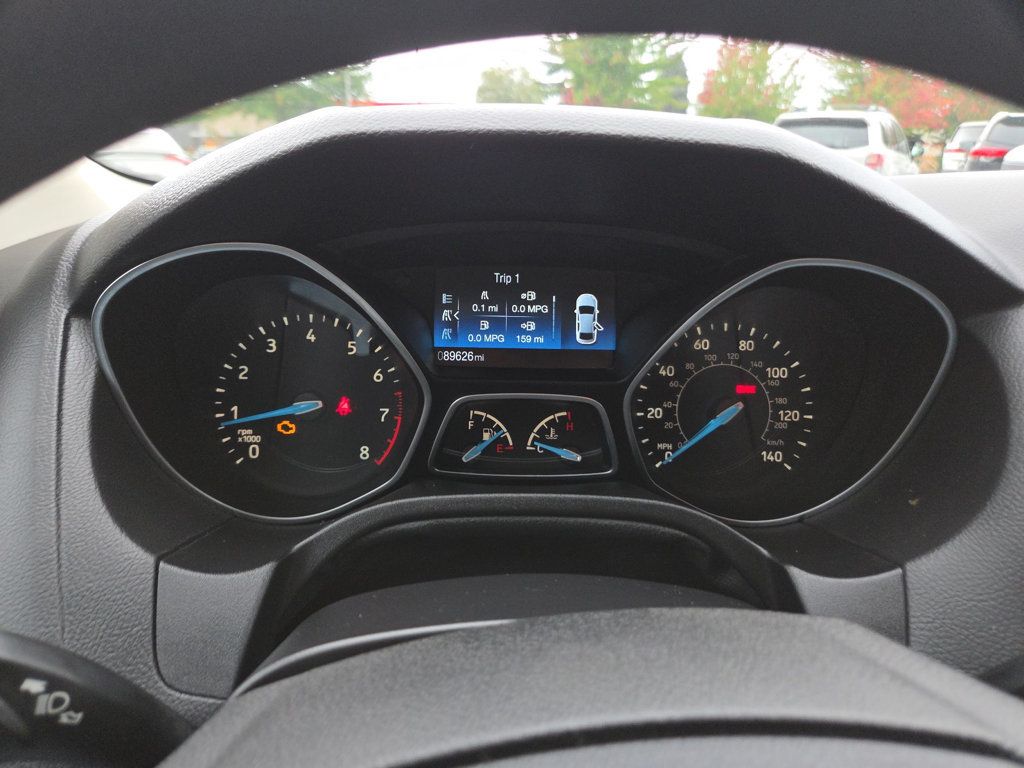 Ford Focus photo 16