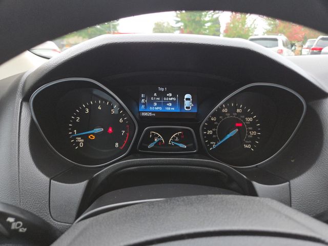2018 Ford Focus S Sedan - 23067371 - 15