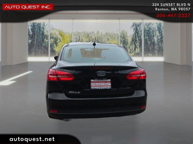 2018 Ford Focus S Sedan - 23067371 - 5