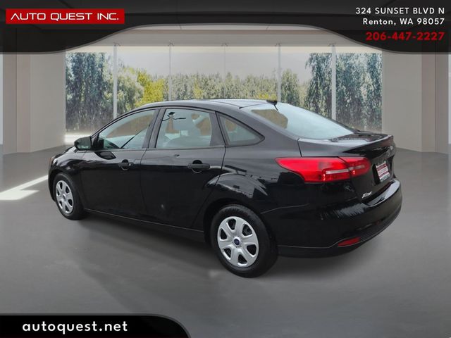 2018 Ford Focus S Sedan - 23067371 - 6