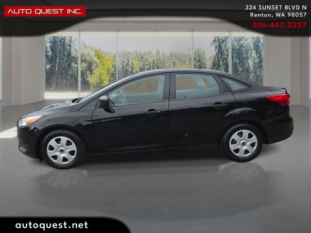 2018 Ford Focus S Sedan - 23067371 - 7