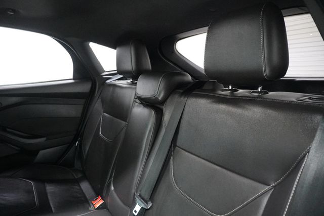 2018 Ford Focus ST Hatch - 22946115 - 13