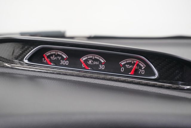 2018 Ford Focus ST Hatch - 22946115 - 18