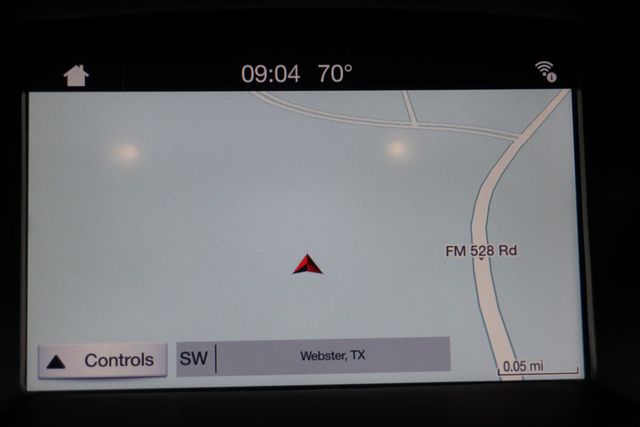 2018 Ford Focus ST Hatch - 22946115 - 19