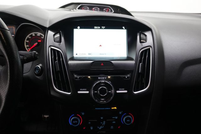 2018 Ford Focus ST Hatch - 22946115 - 22