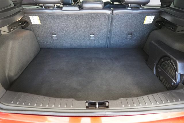 2018 Ford Focus ST Hatch - 22946115 - 29