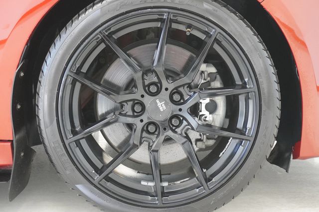 2018 Ford Focus ST Hatch - 22946115 - 30