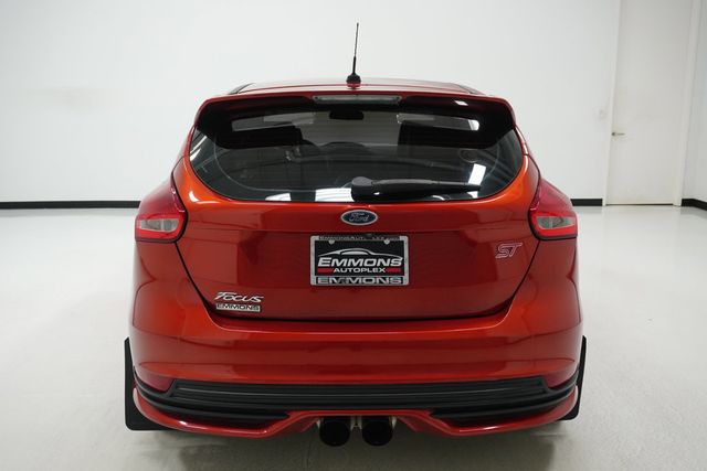 2018 Ford Focus ST Hatch - 22946115 - 4