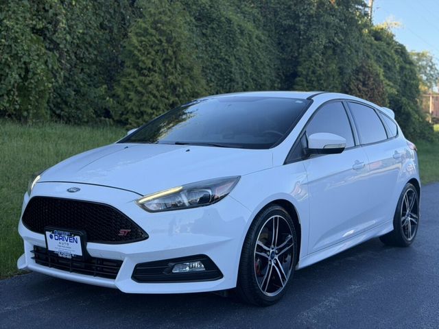 2018 Ford Focus ST Hatch - 23086340 - 1