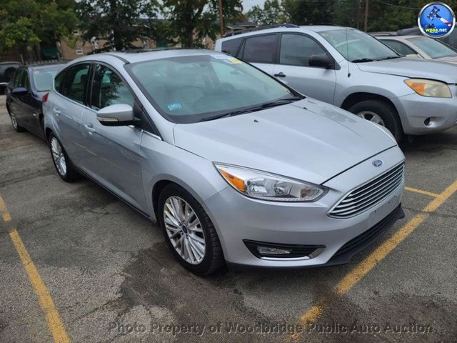 2018 Ford Focus Titanium Hatch - 22928802 - 1
