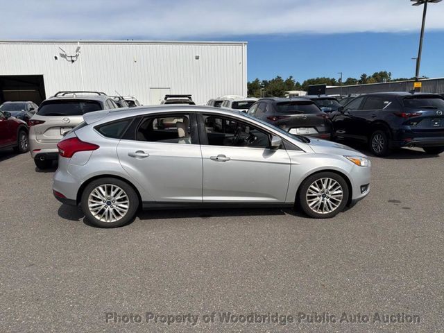 2018 Ford Focus Titanium Hatch - 22928802 - 7