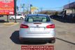 2018 Ford Focus Titanium Sedan - 22678292 - 5