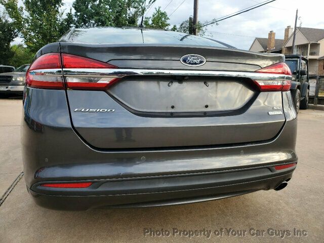 2018 Ford Fusion SE - 22932314 - 17