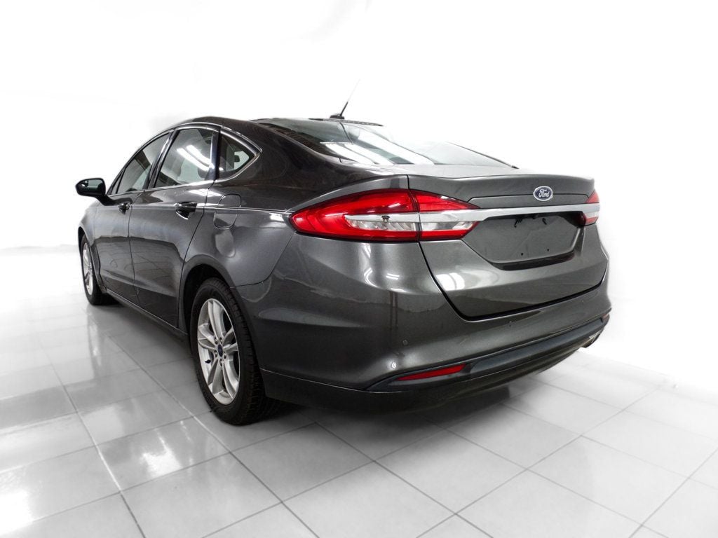 2018 Ford Fusion SE - 22638243 - 2